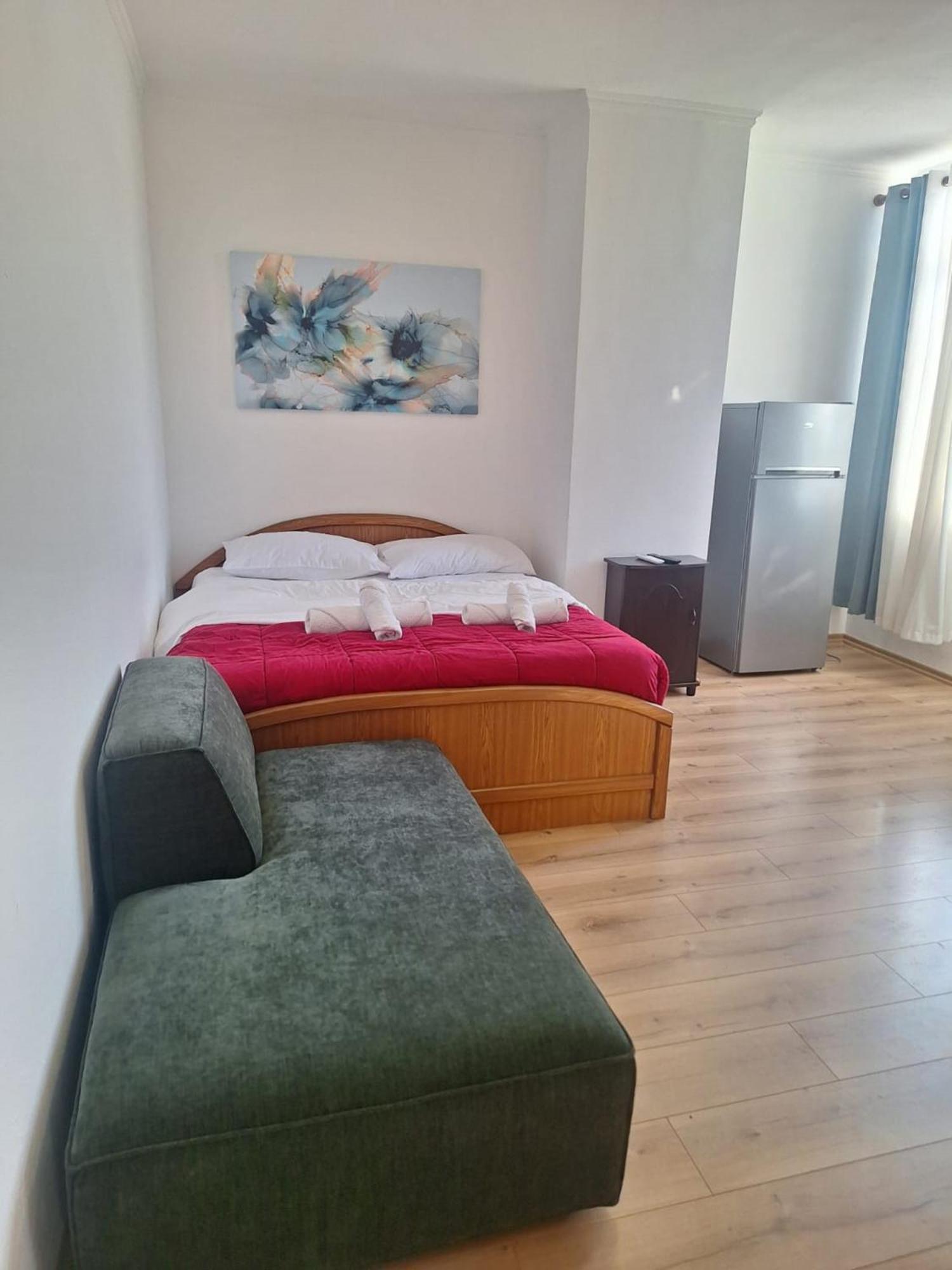 Albania Apartment Comfort Near Tirana City Center المظهر الخارجي الصورة