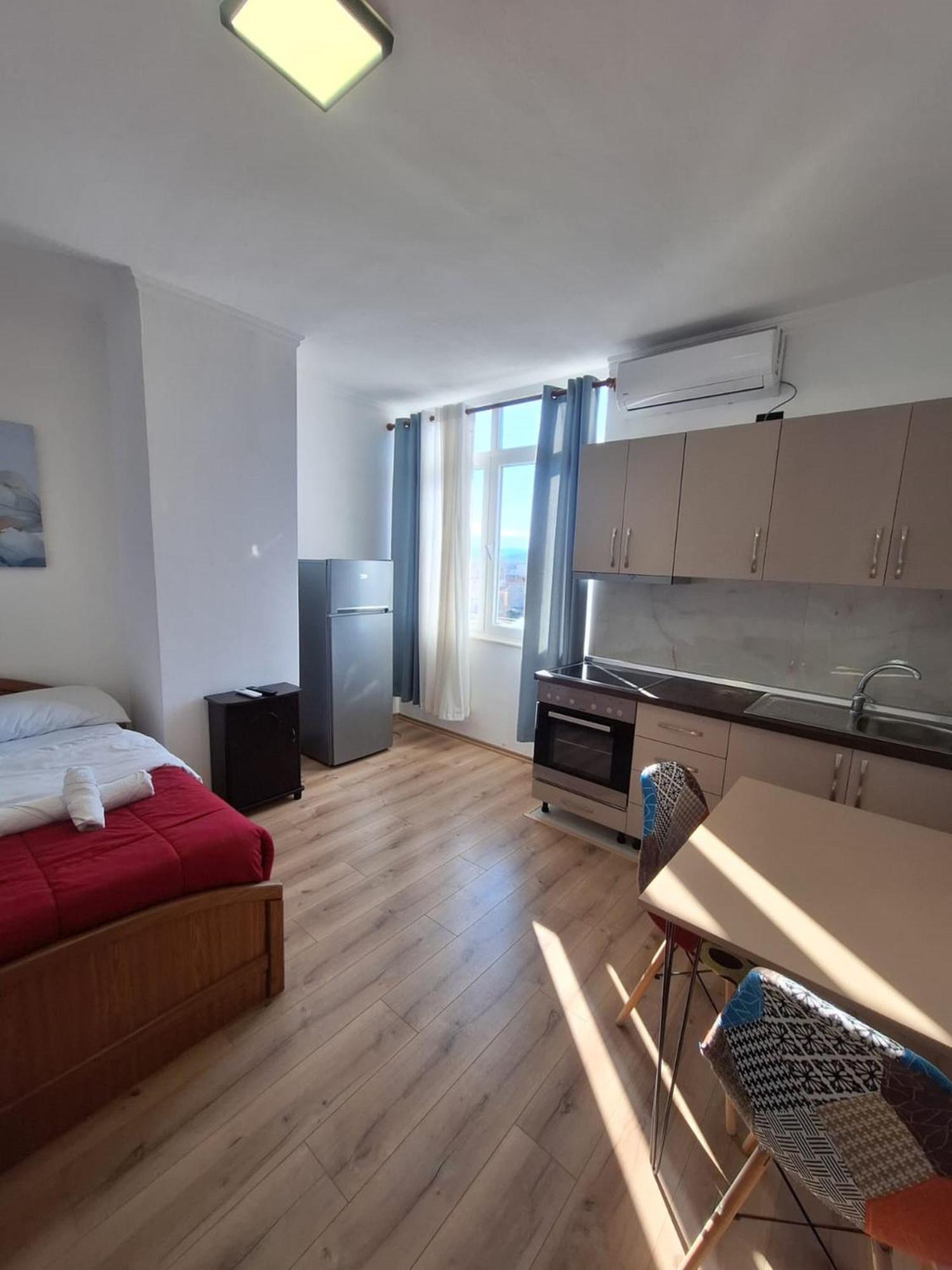 Albania Apartment Comfort Near Tirana City Center المظهر الخارجي الصورة
