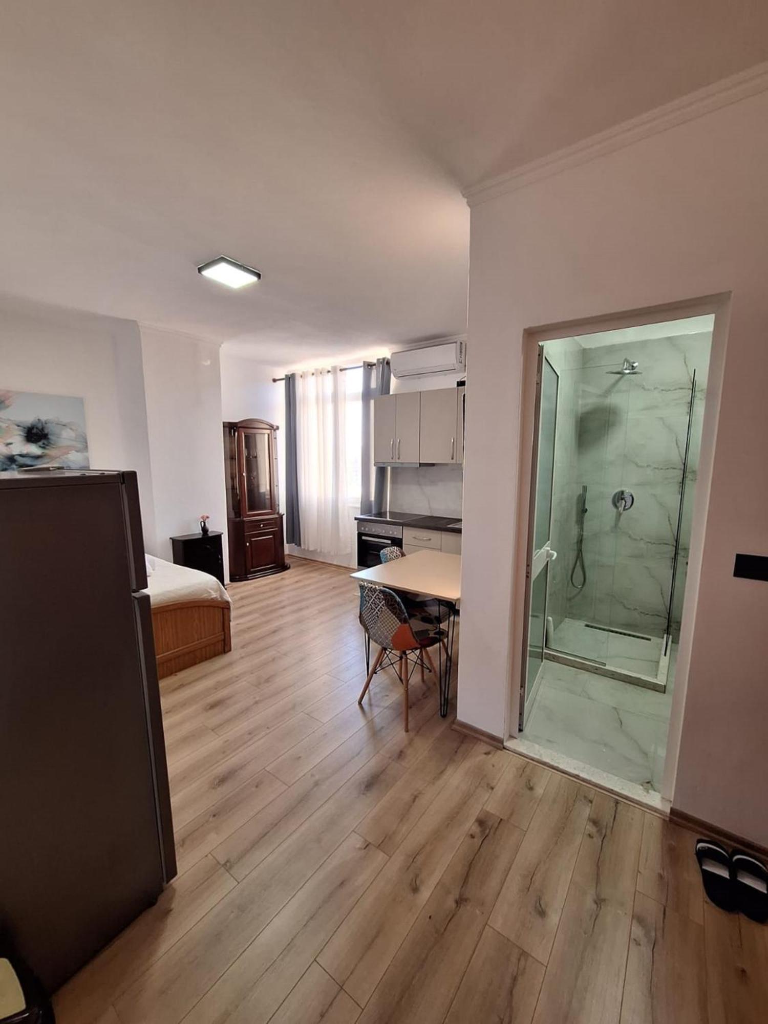 Albania Apartment Comfort Near Tirana City Center المظهر الخارجي الصورة