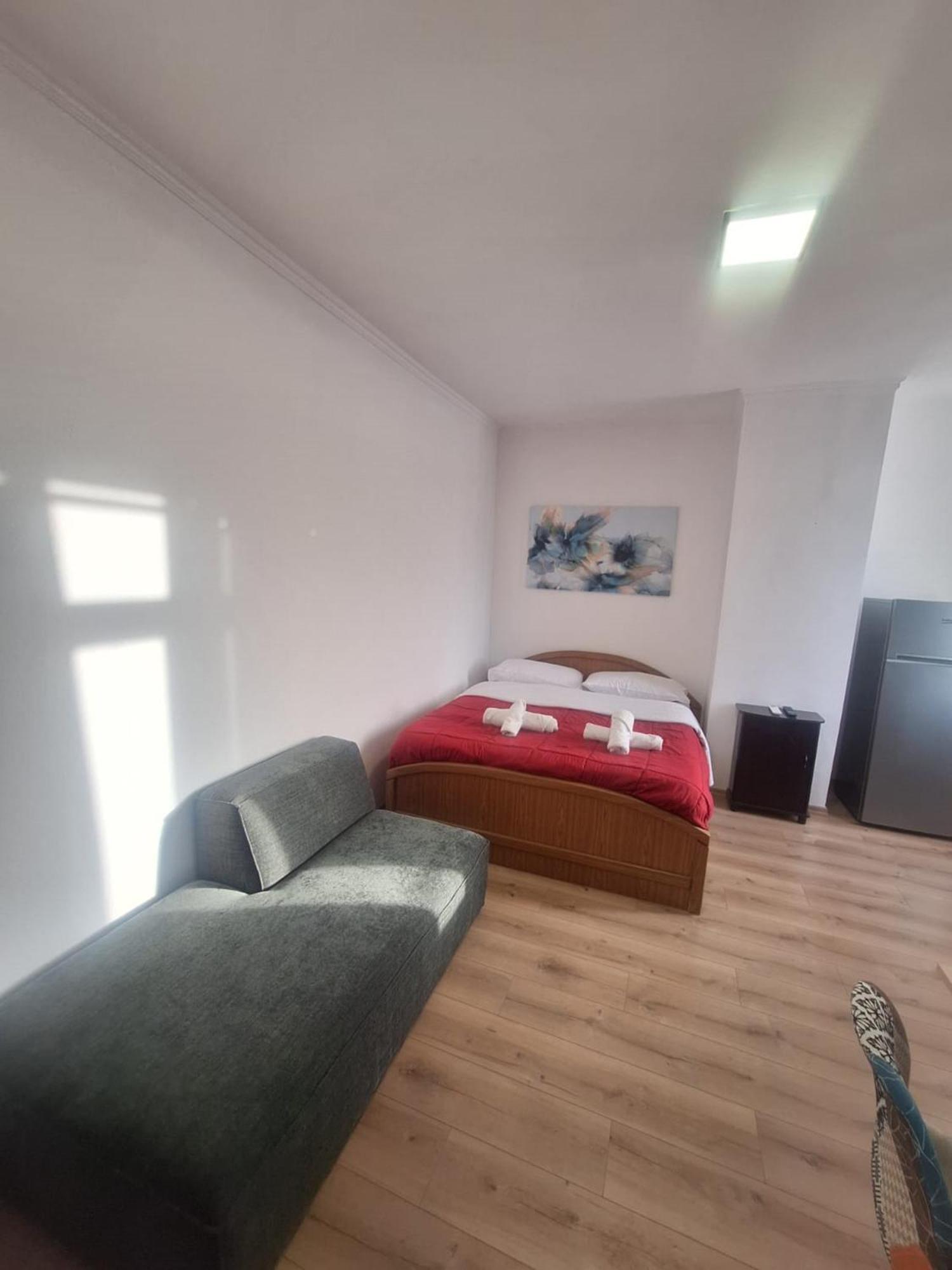 Albania Apartment Comfort Near Tirana City Center المظهر الخارجي الصورة