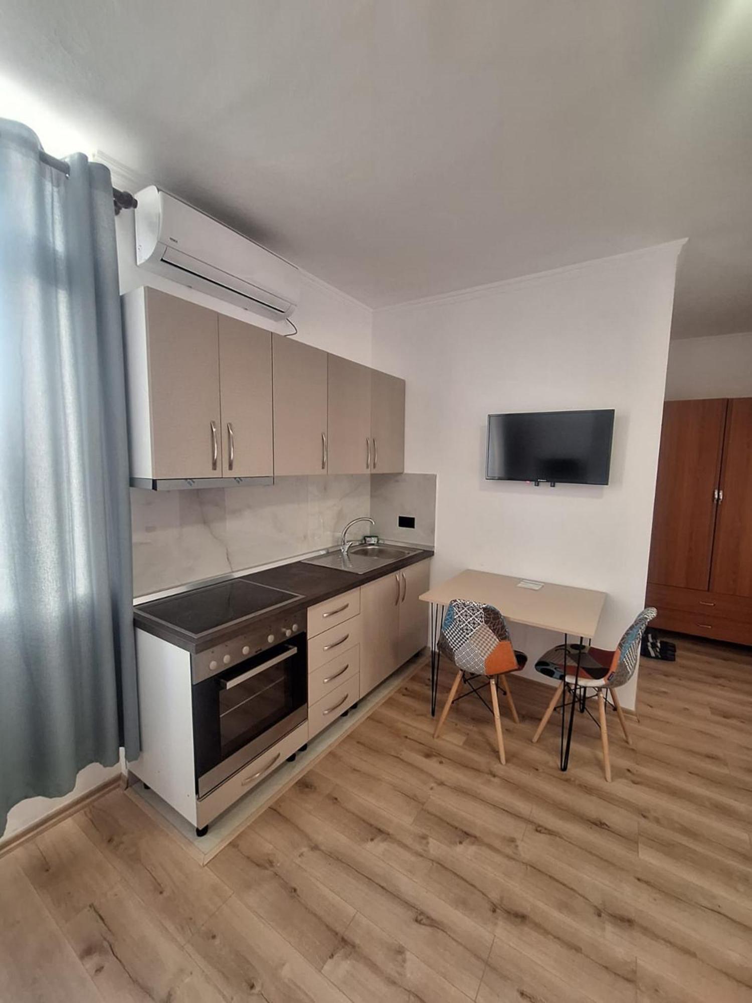 Albania Apartment Comfort Near Tirana City Center المظهر الخارجي الصورة